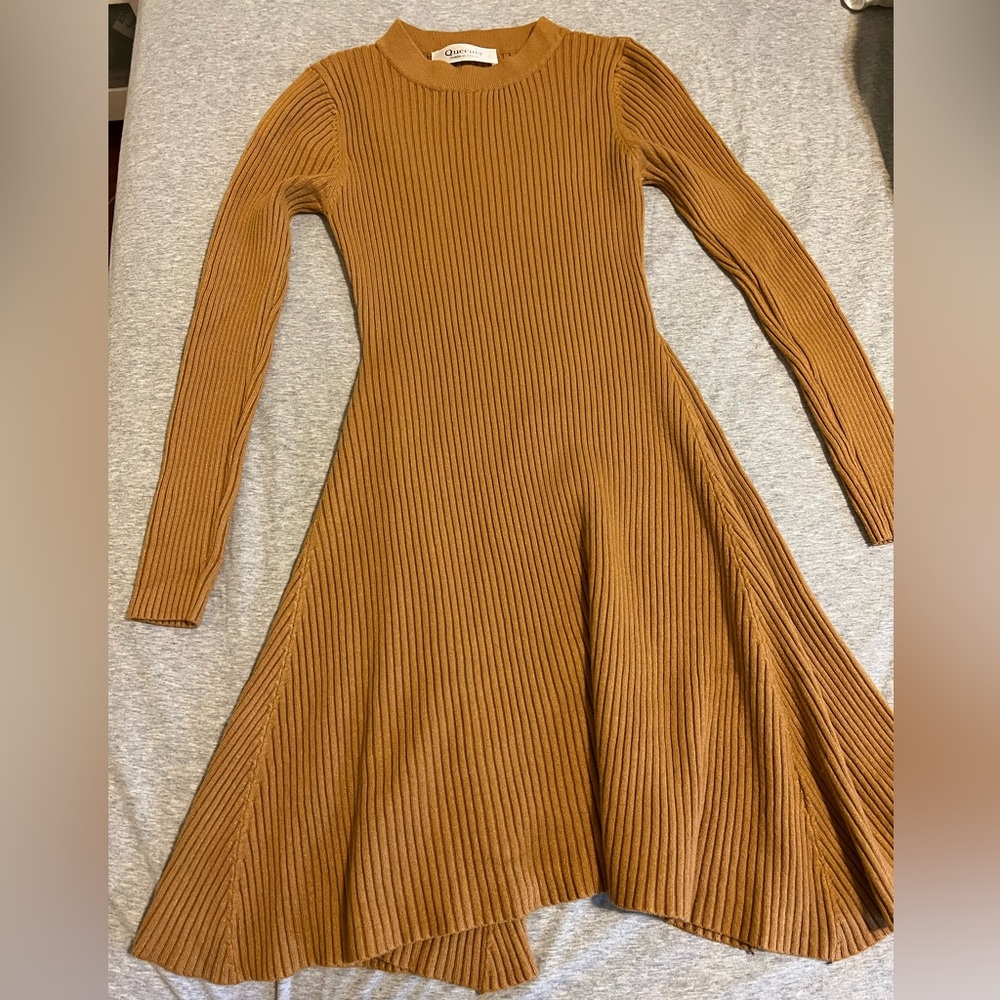 Queenia Wool Dress
